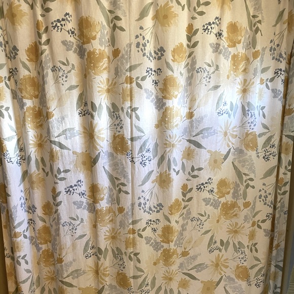Matching Shower Curtain And Window Valance / Farm Yard Window Curtain